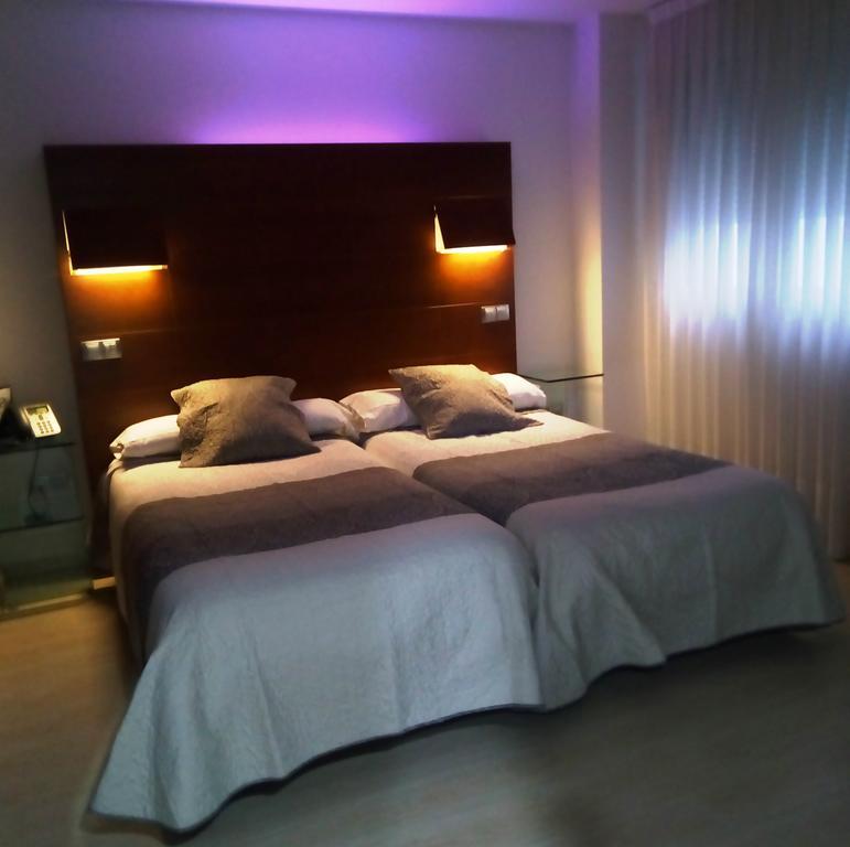 Nap Oviedo Hotel Luaran gambar