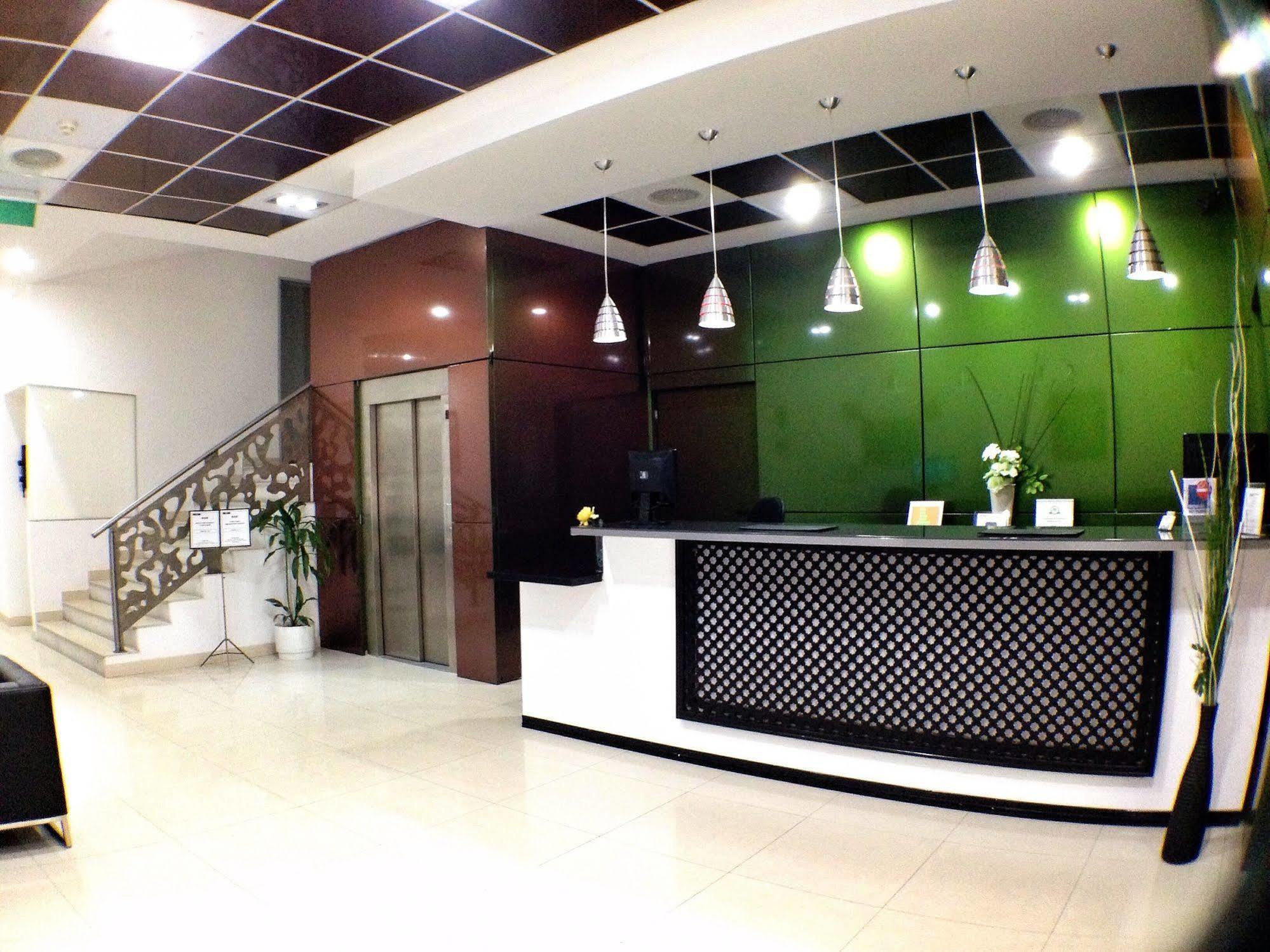 Nap Oviedo Hotel Luaran gambar
